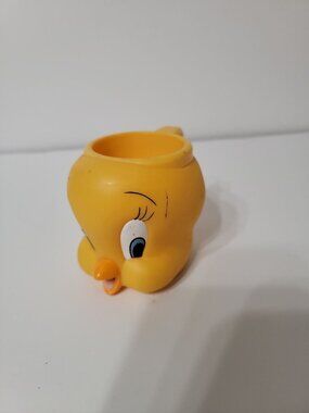 Vintage 1992 Tweety Bird Mug Cup Warner Bros Looney Tunes Plastic Applause
